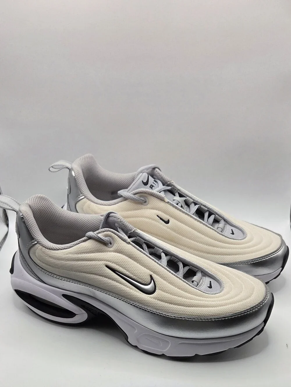 Nike women’s low